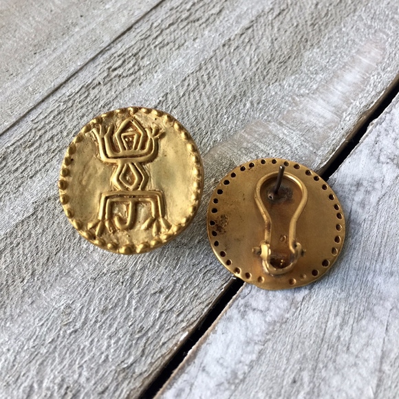 Women’s Artesian Peruvian Earrings - Picture 4 of 6